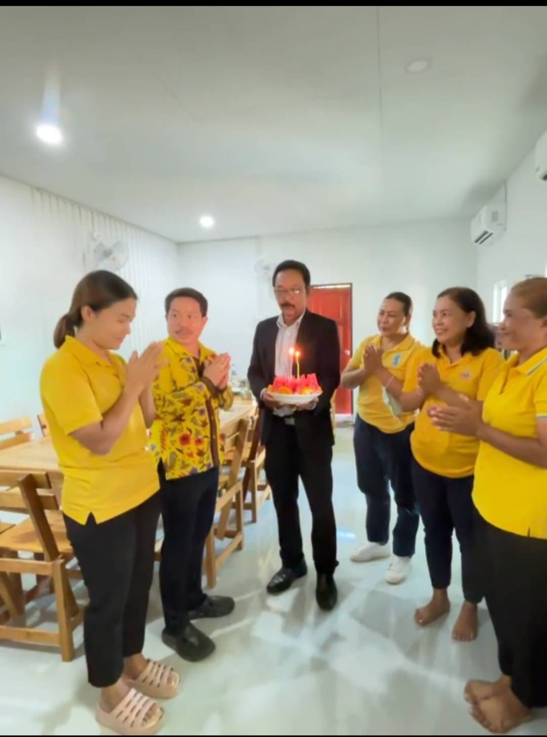 ที่นี่มีรัก มิตรภาพแห่งพี่น้อง